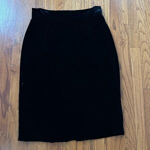 Badgley Mischka Classic Black Silk Velvet Pencil Skirt